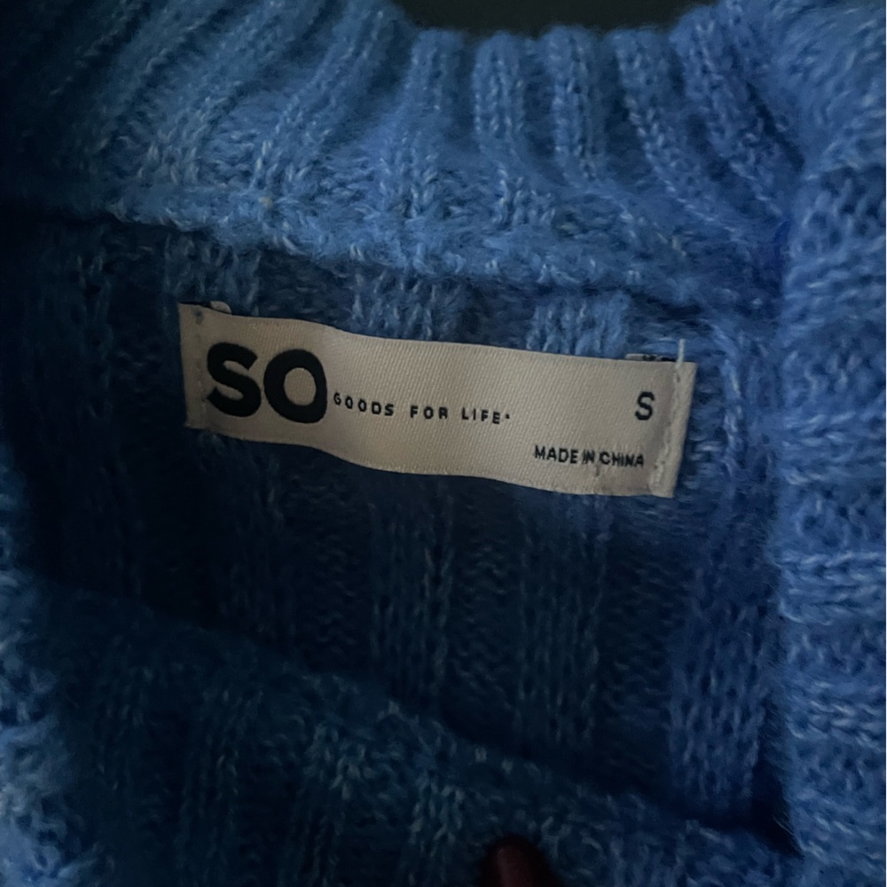 Blue sweater - Picture 2 of 2